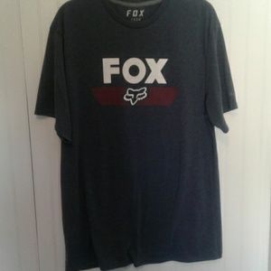 Men's Fox t shirt ( never worn )